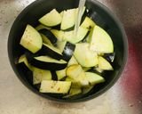 A picture of step 1 of Aloo Baingan.