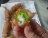 A picture of step 6 of Cheesy jalapeño fritters.