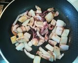 Foto del paso 3 de la receta: Sepia al ajillo con patatas