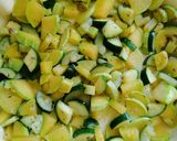 Une image de l'étape 4 de Quiche deux courgettes et fromage.