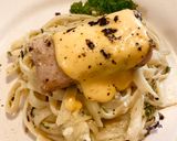 Foto langkah ke 10 dari resep Creamy Spinach Mushroom Pasta, Tuna Steak with Hollandaise Sauce.