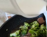 Foto langkah ke 6 dari resep Saikoro cah brokoli.