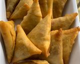 A picture of step 4 of Samosa.