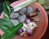 Foto langkah ke 2 dari resep Rawon Ayam enak banget 😋😋.