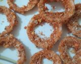 A picture of step 5 of Cheetos onion rings fritters.