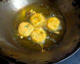 A picture of step 4 of Batata Vada.