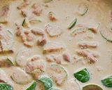 รูปขั้นตอนการทำที่ 3 ของ "ขนมจีนแกงเขียวหวานไก่"