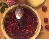 Foto del passaggio 4 della ricetta Crostata crema, ciliegie e amarene