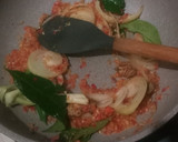 Foto langkah ke 5 dari resep Seafood Saus Padang.
