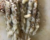Foto del paso 7 de la receta: Dumpling de Coll relleno de pollo y vegetales cocidos al vapor en crema mutabal con ensalada