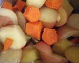 Foto del paso 1 de la receta: Puré de papas y zanahorias