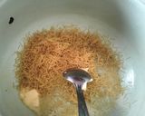 صورة لخطوة 3 من وصفة شعيرية بالارز مع كرات دجاج