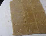 ગેહુ સકરપારા (Wheat Shakkarpara recipe in gujarati) રેસીપી સ્ટેપ2ફોટો