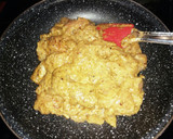Foto del paso 2 de la receta: Keto-Salteado de Pollo Picante con Calabacín y Aguacate