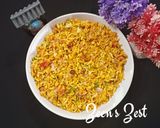 A picture of step 3 of Mumbai street style Sukha Bhel.