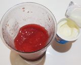รูปขั้นตอนการทำที่ 1 ของ สตรอว์เบอร์รีปั่นโยเกิร์ต no sugar added
