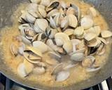 Foto del paso 5 de la receta: Almejas a la marinera (estilo gallego)