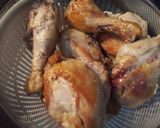 Foto del paso 1 de la receta: Pollo con nopales en salsa de guajillo