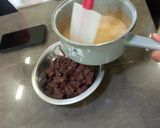 Foto del paso 2 de la receta: Bombones de chocolate rellenos de chapulines