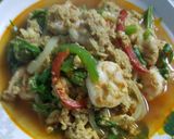 รูปขั้นตอนการทำที่ 4 ของ กุ้งผัดผงกะหรี่