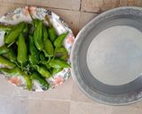 A picture of step 2 of Hyderabadi Mircho ka salan.