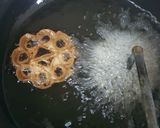 A picture of step 5 of Rose Cake.
