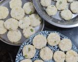 A picture of step 6 of Sabudana Vada.