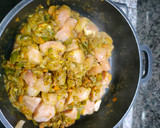 Foto del paso 4 de la receta: Curry de pollo (sin leche de coco)