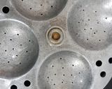 A picture of step 4 of Instant suji idli.