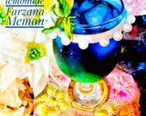 A picture of step 5 of Blue mint lemonade.