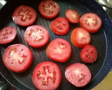 Foto del paso 2 de la receta: Pollo en salsa de tómate 🍗🍅