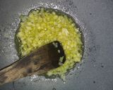 Foto langkah ke 1 dari resep Risoles Ragout Sayuran.