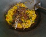 Foto langkah ke 3 dari resep Oseng ikan klotok jagung manis.