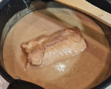 Foto del paso 8 de la receta: Rollitos de lomo a los dos jamones en salsa de setas