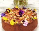 A picture of step 9 of Fig, honey and almond cake.