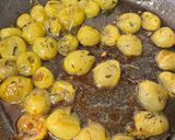 Foto del paso 6 de la receta Secreto con salsa de vino tinto y uva caramelizada al estragón !!!