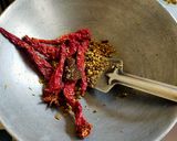 A picture of step 1 of Chettinad Masala.