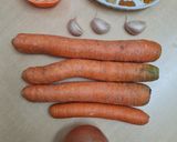 Foto del paso 1 de la receta: Sopa saludable de zanahoria y avena 🥕 🥣