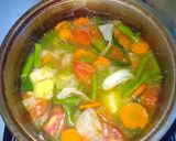 Foto langkah ke 5 dari resep Sop sayur murmer.