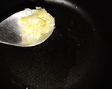 A picture of step 8 of Koila chicken with white pasta.