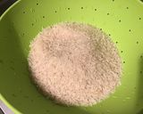 Une image de l'étape 1 de Riz moulé coco, curcuma, coriandre.