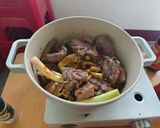 A picture of step 2 of Braised Beef Noodle Soup.