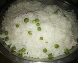 A picture of step 5 of Mutter paneer jeera rice.