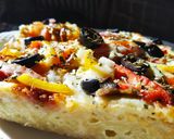 A picture of step 8 of Suji base instant piza.