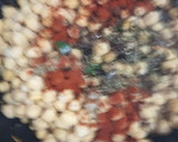 Foto del paso 4 de la receta: Salteado de Garbanzos, Calabacín y Puerros a la Mantequilla de Ajo Negro