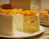 A picture of step 2 of Mango cake.