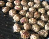 A picture of step 3 of Tawa Lamb Meat Balls.