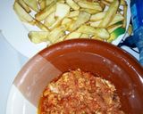 A picture of step 1 of Egg sauce with fried potatoes.