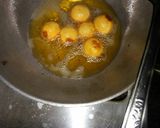 A picture of step 6 of Kalajam stuff rasgulla.