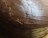 Foto del paso 11 de la receta: Tarta de Rosas 🌹(Bizcocho de chocolate y crema de queso-chocolate)